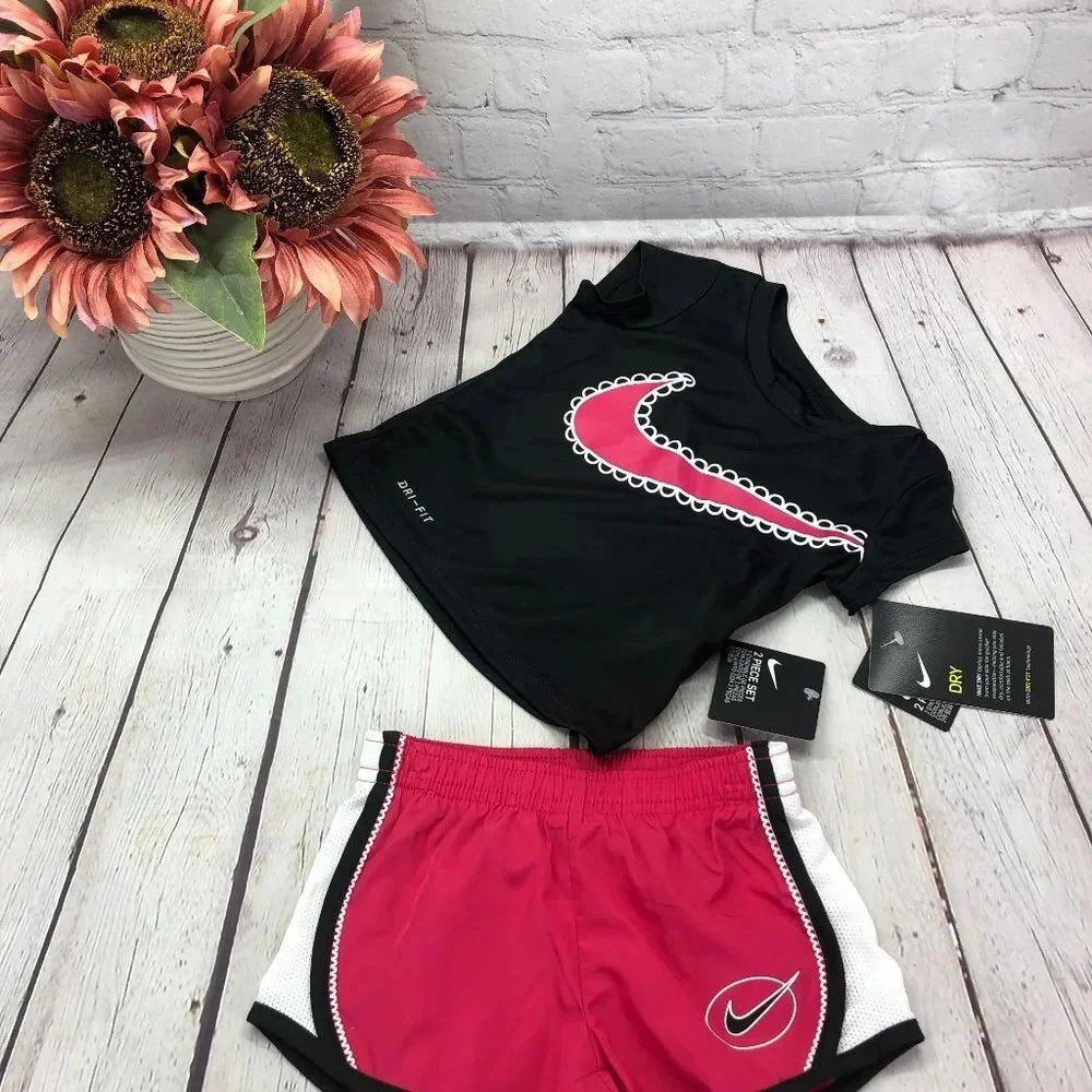 Nike T-Shirt & Shorts hot pink 12M